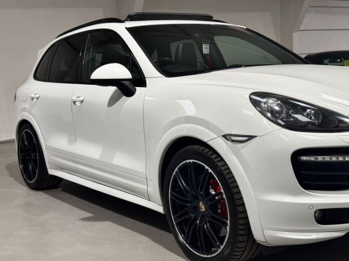 2025 Porsche Cayenne