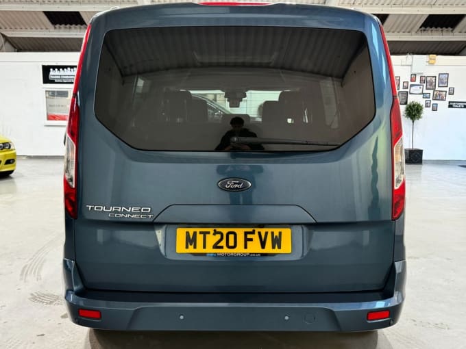 2025 Ford Grand Tourneo Connect