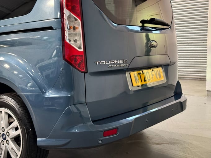 2025 Ford Grand Tourneo Connect