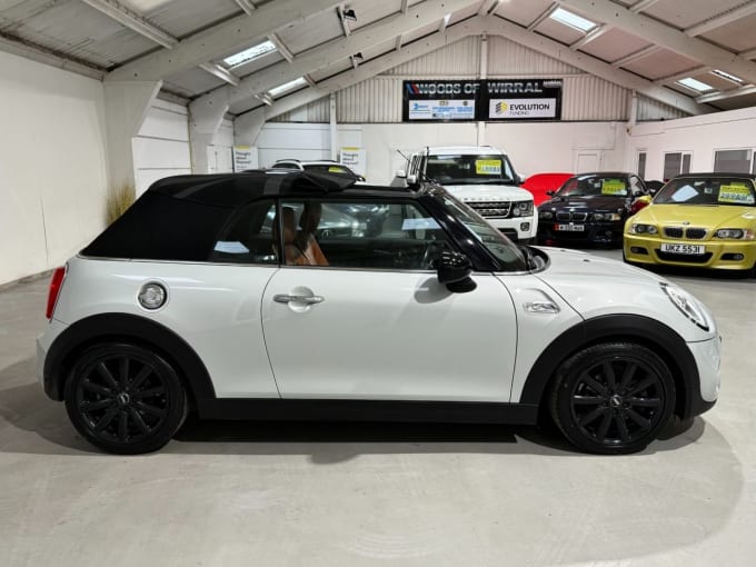 2025 Mini Convertible