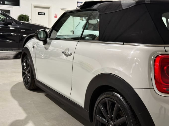 2025 Mini Convertible