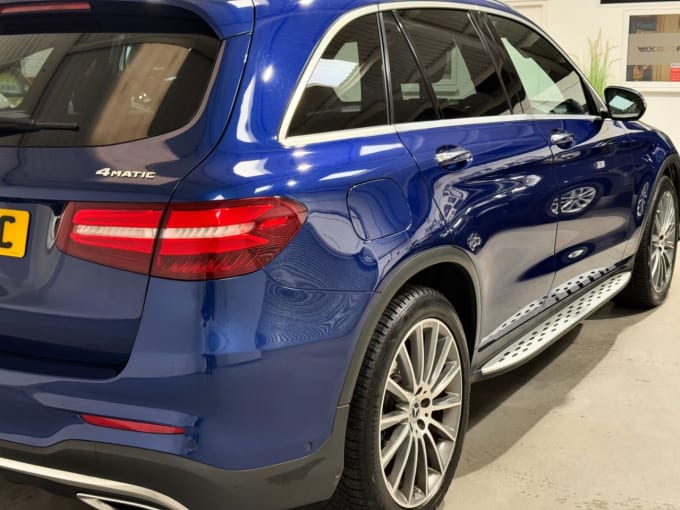 2025 Mercedes-benz Glc