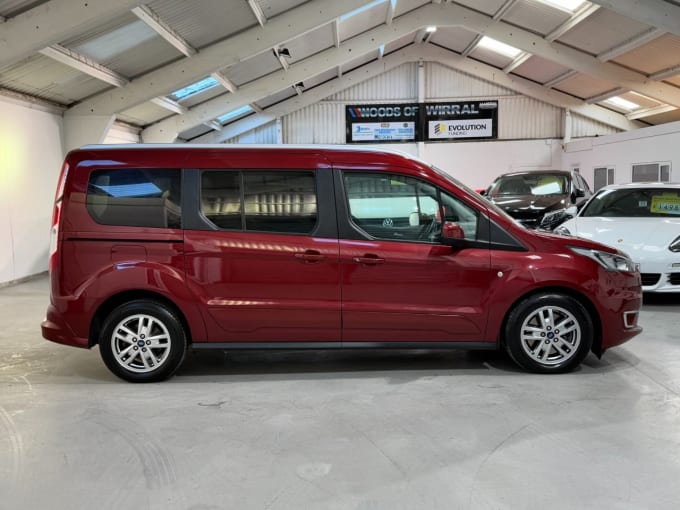 2025 Ford Grand Tourneo Connect