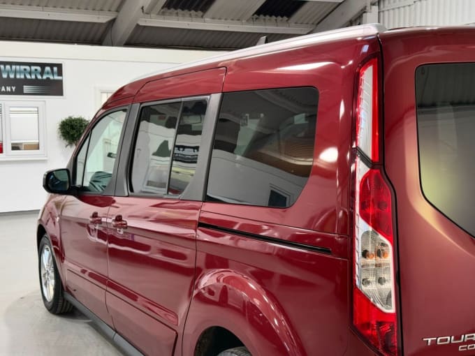 2025 Ford Grand Tourneo Connect