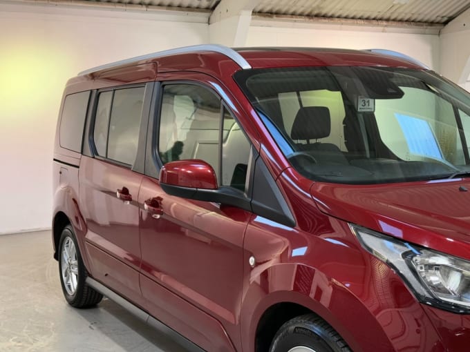 2025 Ford Grand Tourneo Connect