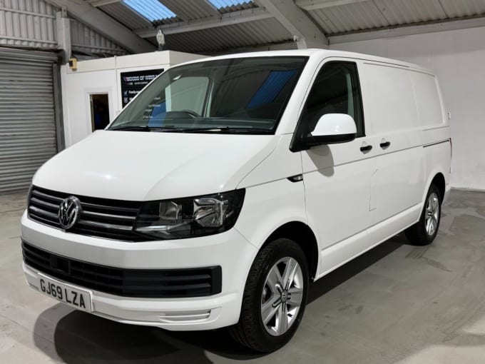 2025 Volkswagen Transporter