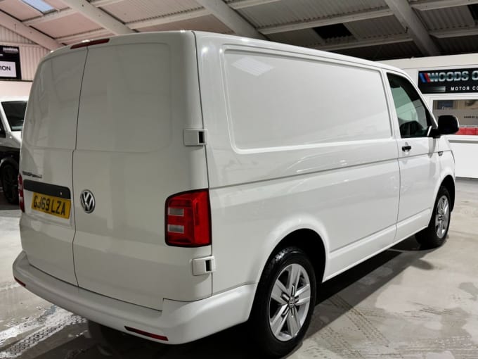 2025 Volkswagen Transporter