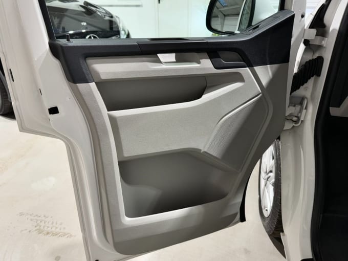 2025 Volkswagen Transporter