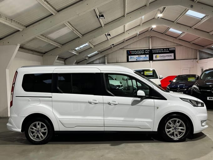 2025 Ford Grand Tourneo Connect