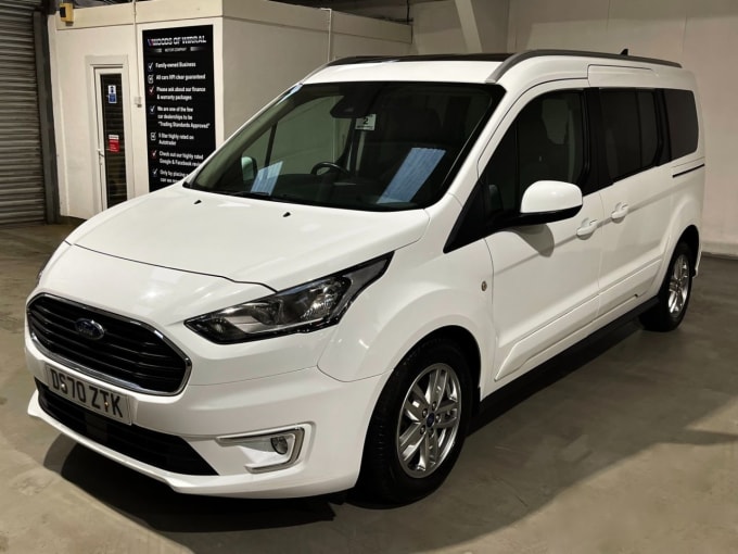 2025 Ford Grand Tourneo Connect