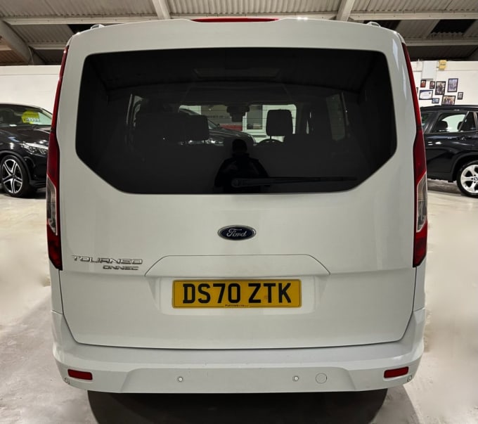 2025 Ford Grand Tourneo Connect