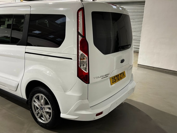 2025 Ford Grand Tourneo Connect