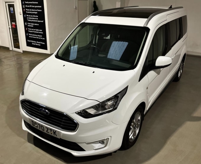 2025 Ford Grand Tourneo Connect