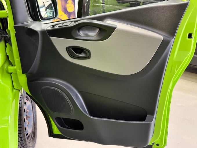 2025 Renault Trafic