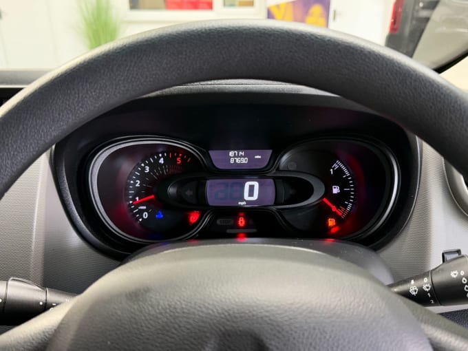 2025 Renault Trafic