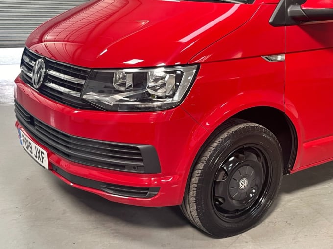 2025 Volkswagen Transporter Shuttle