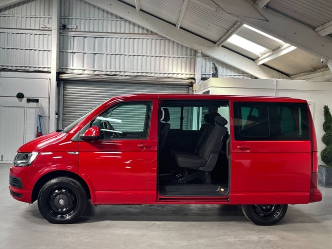 2025 Volkswagen Transporter Shuttle