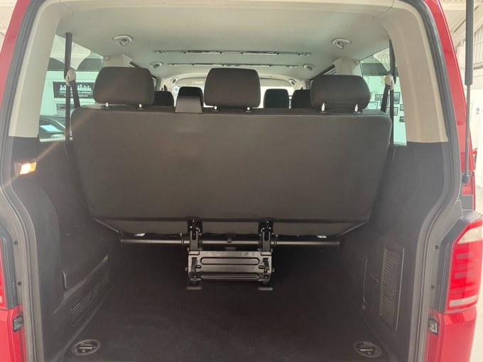 2025 Volkswagen Transporter Shuttle