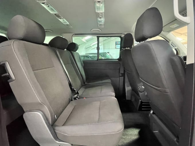 2025 Volkswagen Transporter Shuttle