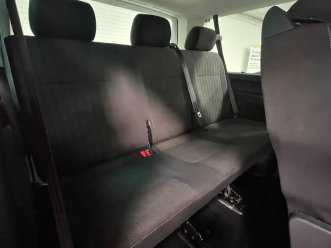 2025 Volkswagen Transporter Shuttle