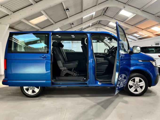 2025 Volkswagen Transporter Shuttle