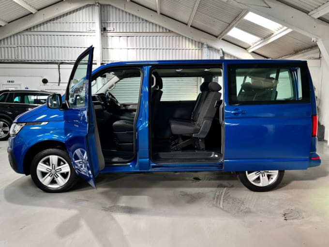 2025 Volkswagen Transporter Shuttle