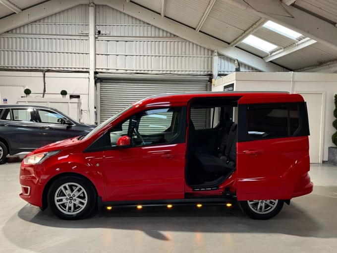 2025 Ford Tourneo Connect