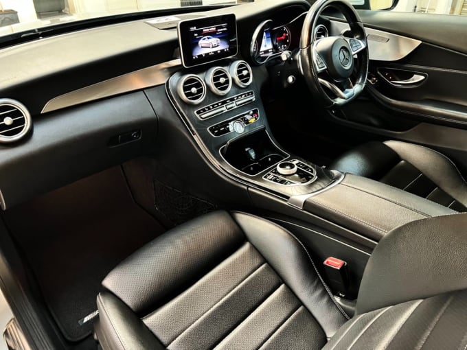2025 Mercedes-benz C-class