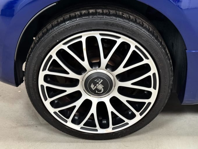 2025 Abarth 595