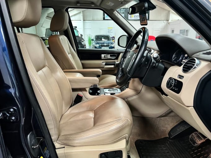 2025 Land Rover Discovery 4