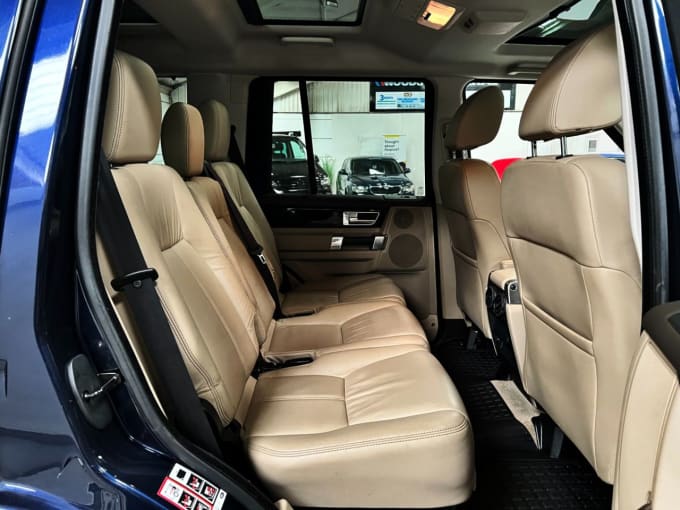 2025 Land Rover Discovery 4