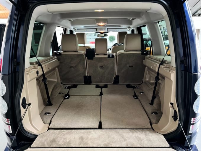 2025 Land Rover Discovery 4
