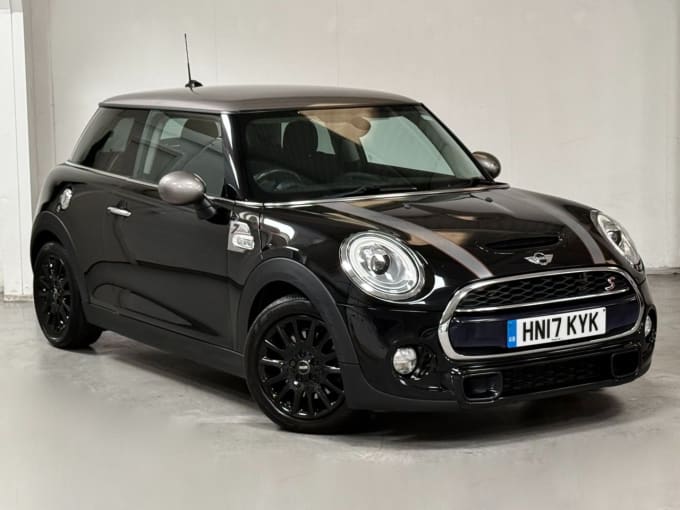 2025 Mini Hatch