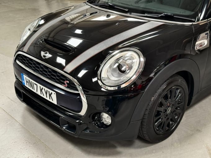 2025 Mini Hatch