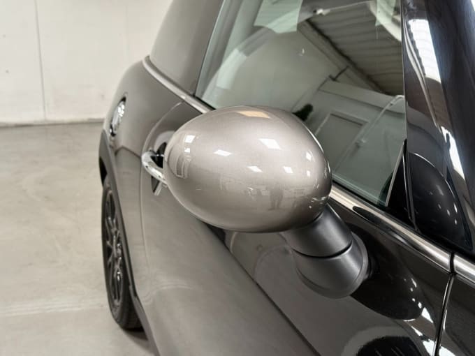 2025 Mini Hatch