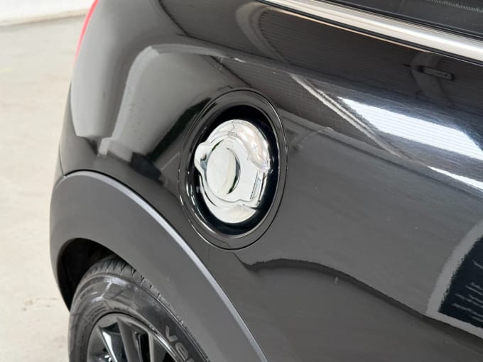 2025 Mini Hatch