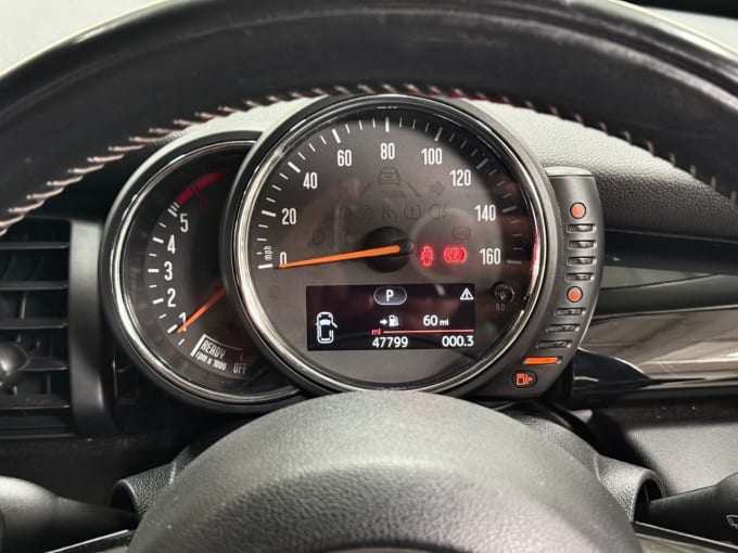 2025 Mini Hatch