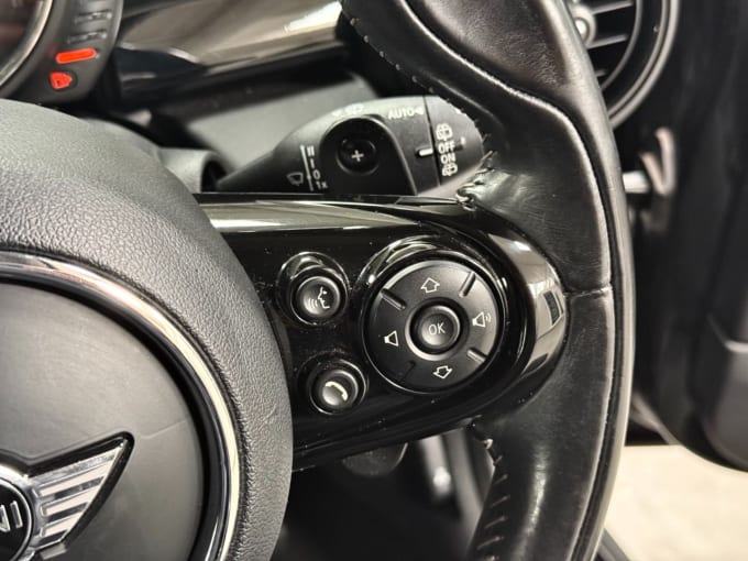 2025 Mini Hatch
