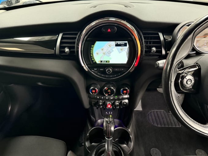 2025 Mini Hatch