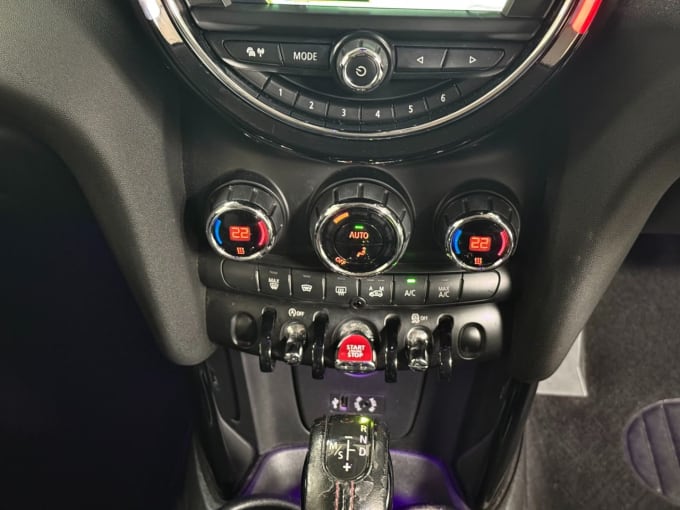 2025 Mini Hatch