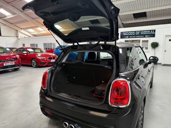 2025 Mini Hatch