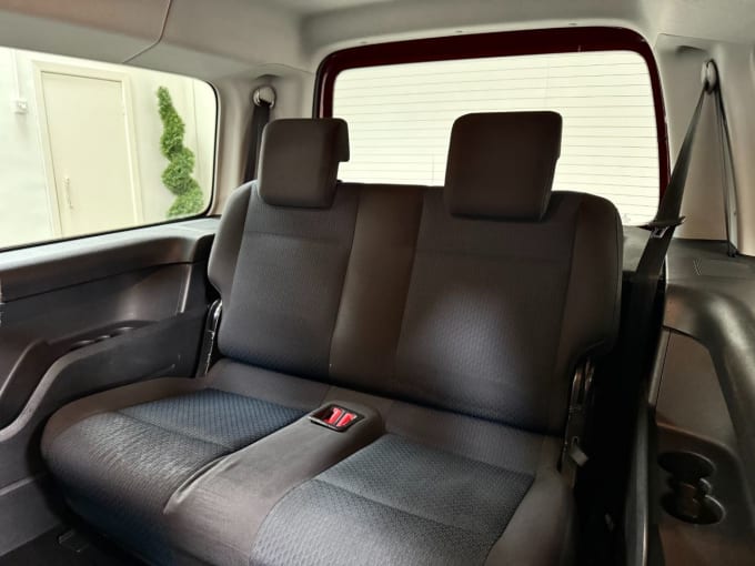 2025 Volkswagen Caddy Maxi Life