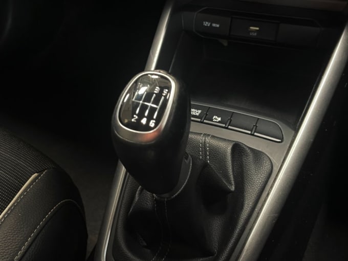 2025 Kia Stonic