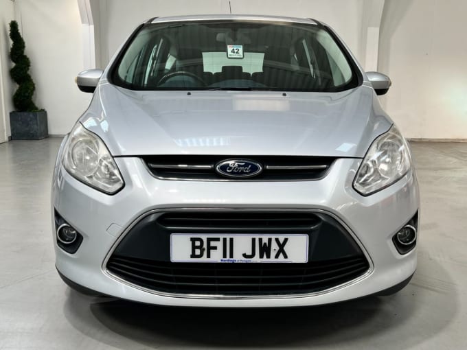 2025 Ford C-max