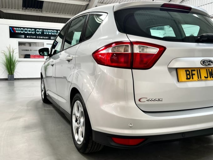 2025 Ford C-max
