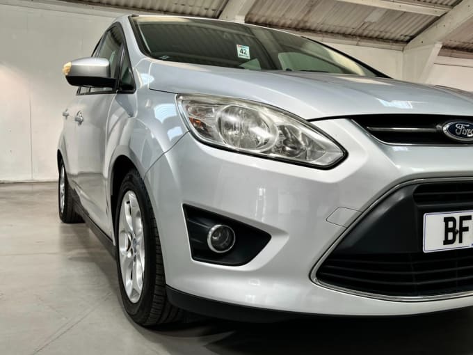 2025 Ford C-max