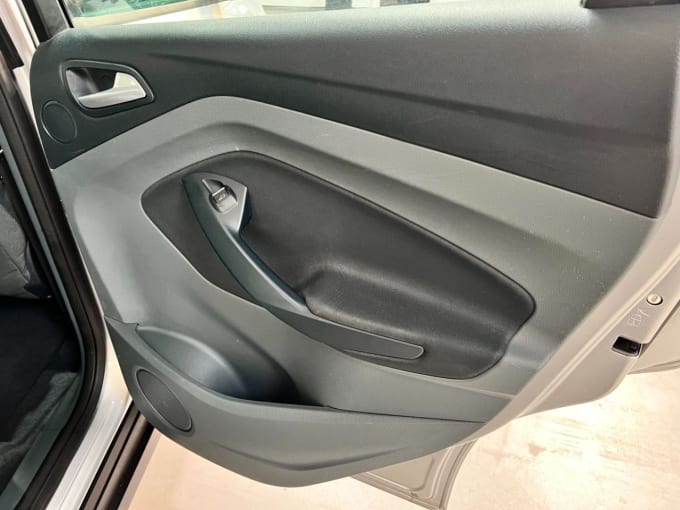 2025 Ford C-max