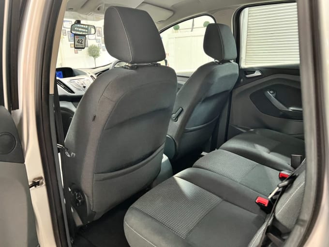 2025 Ford C-max