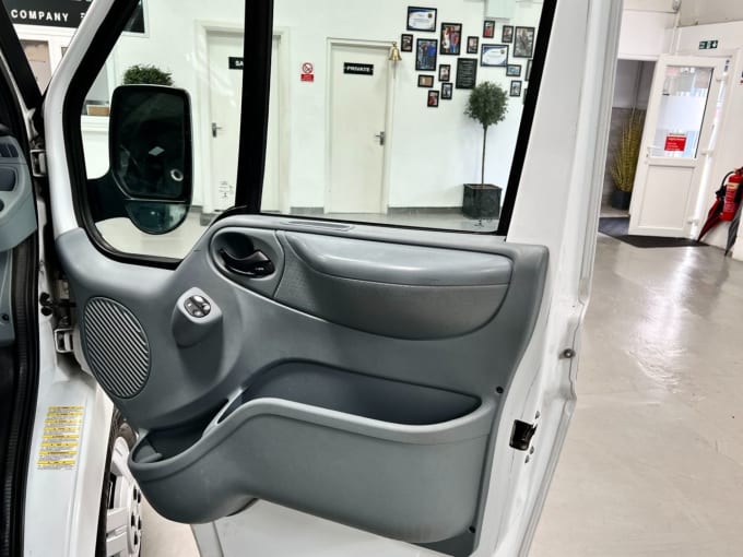 2025 Ford Transit