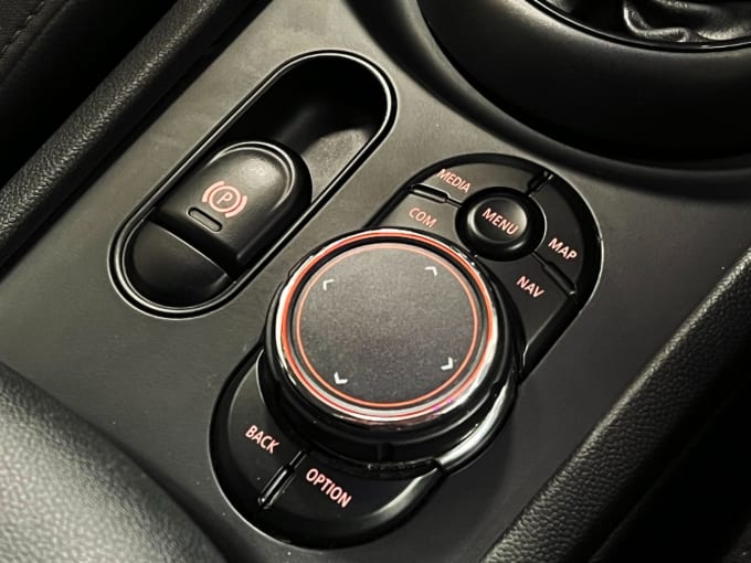 2025 Mini Clubman